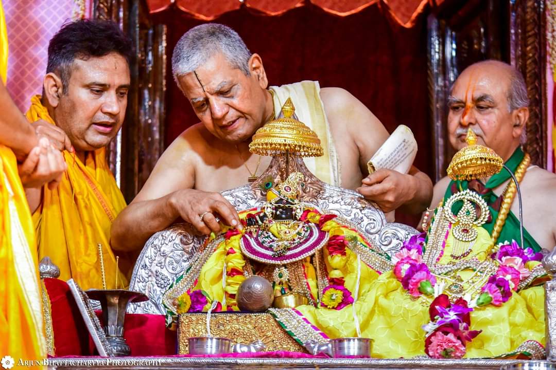 ‘Nikunj Seva Mahotsava’ at Shri Radharaman Mandir begins