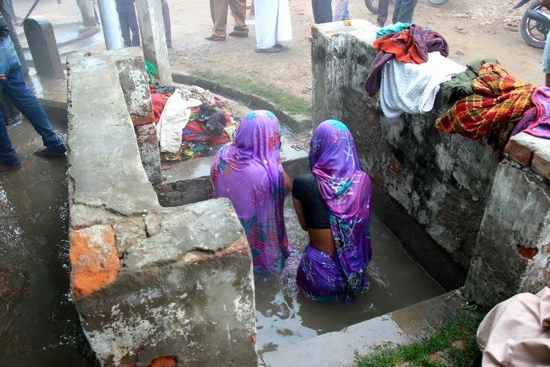 Holy water of ‘Venu Kup’ attracted thousands in Bhandirvan