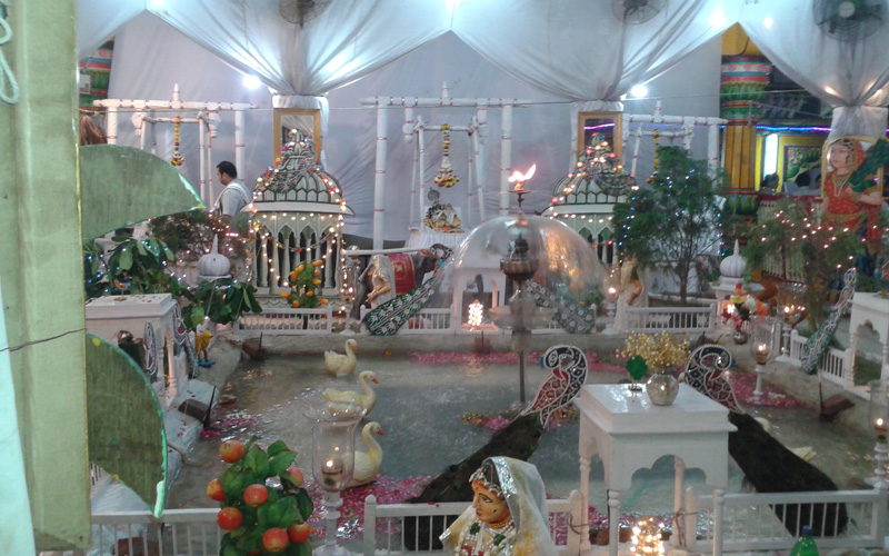 Cloud Festivities at Dwarkadhish Temple in Mathura