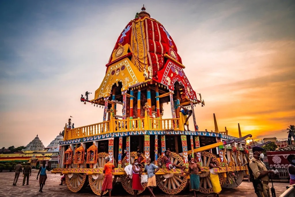 Shri Jagannath & His Six Chariots